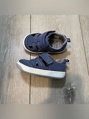 Surprize by Stride Rite Navy Fisherman Sandals - Size 4C